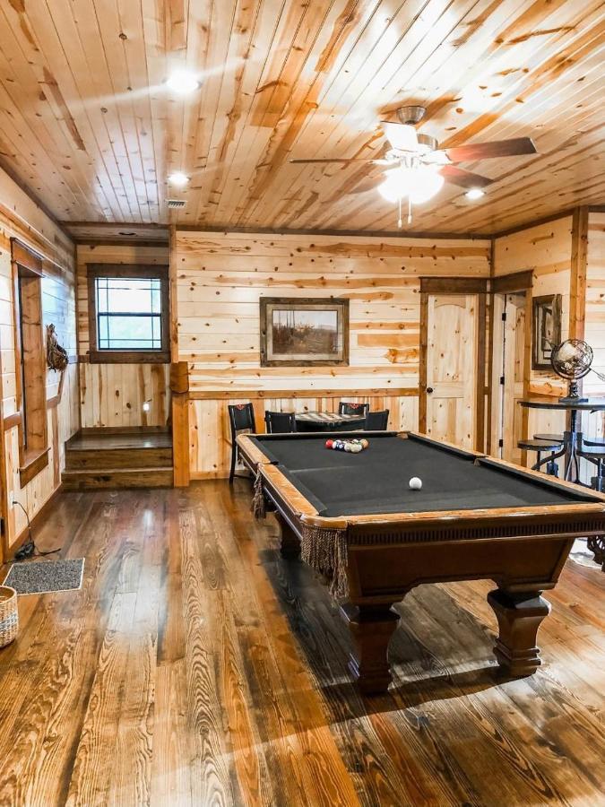 Stone Mountain Lodge 5000Sqft 6 Bed Game Room Pool Table Hot Tub Broken Bow Kültér fotó