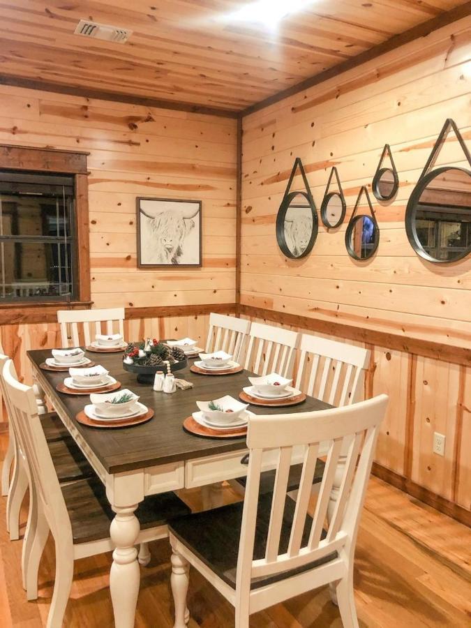 Stone Mountain Lodge 5000Sqft 6 Bed Game Room Pool Table Hot Tub Broken Bow Kültér fotó