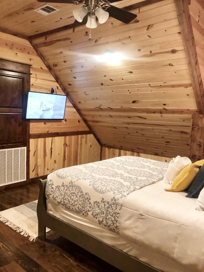 Stone Mountain Lodge 5000Sqft 6 Bed Game Room Pool Table Hot Tub Broken Bow Kültér fotó