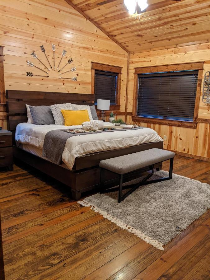 Stone Mountain Lodge 5000Sqft 6 Bed Game Room Pool Table Hot Tub Broken Bow Kültér fotó