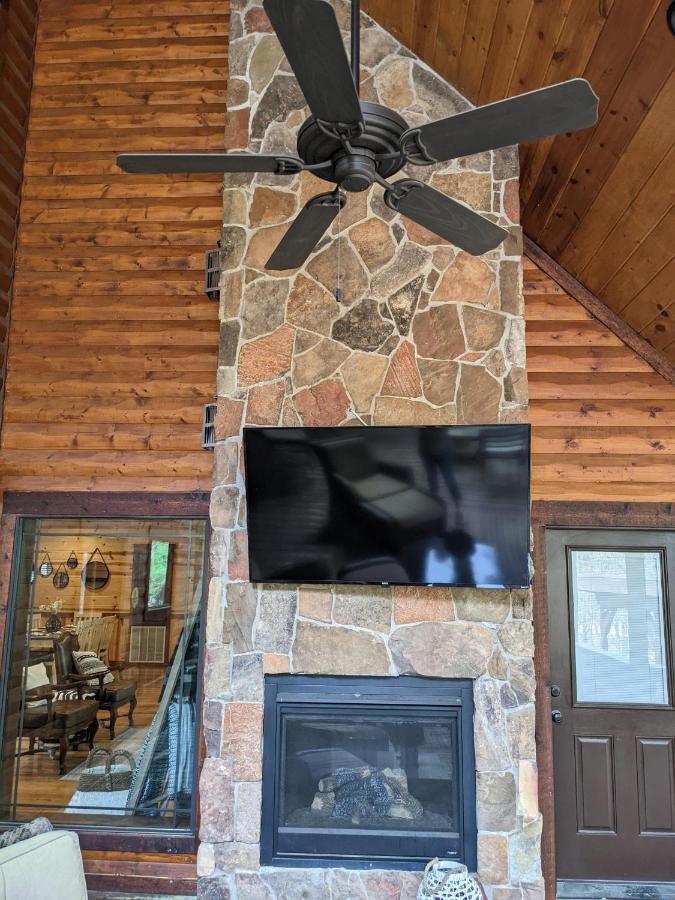 Stone Mountain Lodge 5000Sqft 6 Bed Game Room Pool Table Hot Tub Broken Bow Kültér fotó