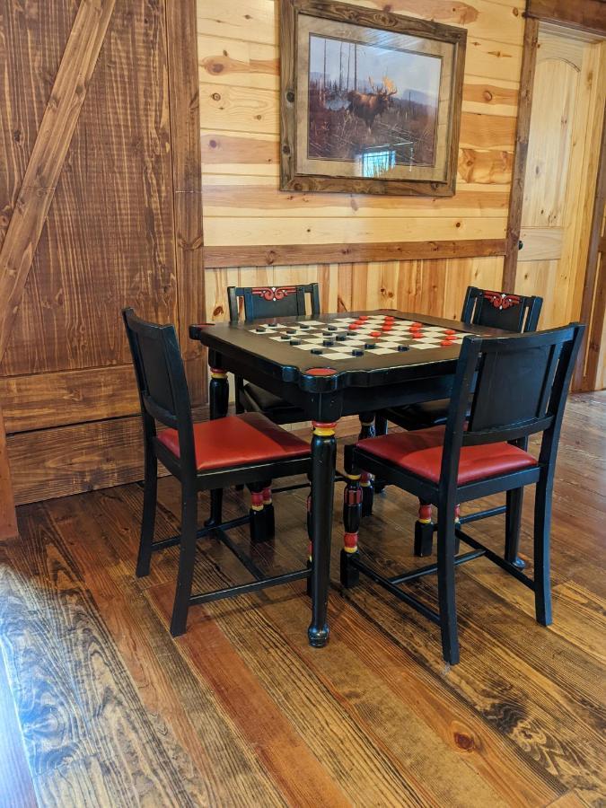 Stone Mountain Lodge 5000Sqft 6 Bed Game Room Pool Table Hot Tub Broken Bow Kültér fotó