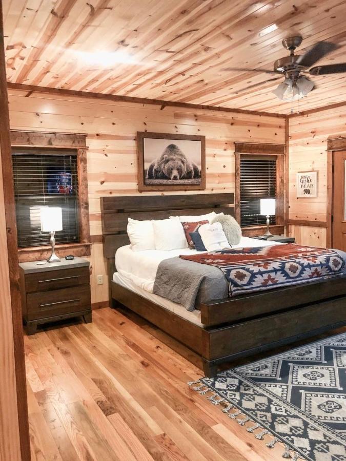 Stone Mountain Lodge 5000Sqft 6 Bed Game Room Pool Table Hot Tub Broken Bow Kültér fotó