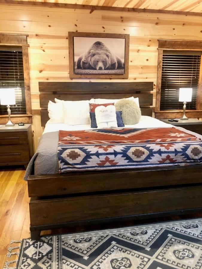 Stone Mountain Lodge 5000Sqft 6 Bed Game Room Pool Table Hot Tub Broken Bow Kültér fotó