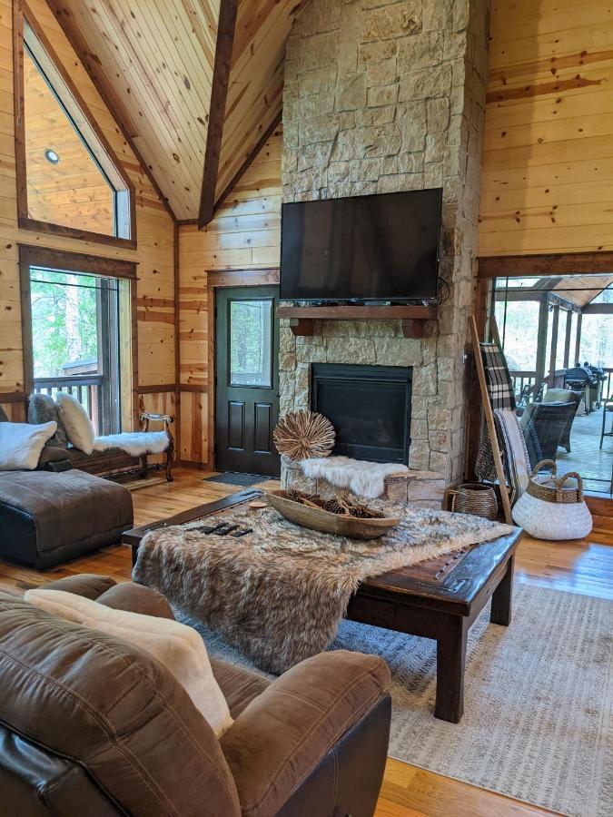 Stone Mountain Lodge 5000Sqft 6 Bed Game Room Pool Table Hot Tub Broken Bow Kültér fotó