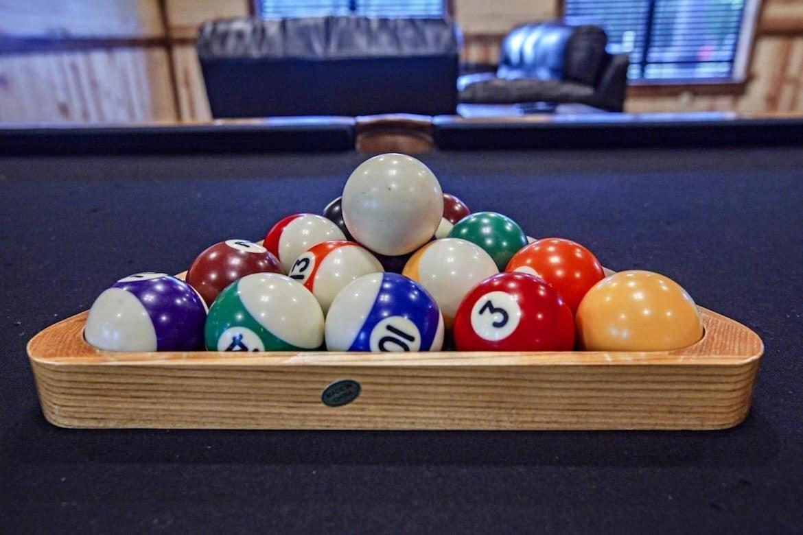 Stone Mountain Lodge 5000Sqft 6 Bed Game Room Pool Table Hot Tub Broken Bow Kültér fotó